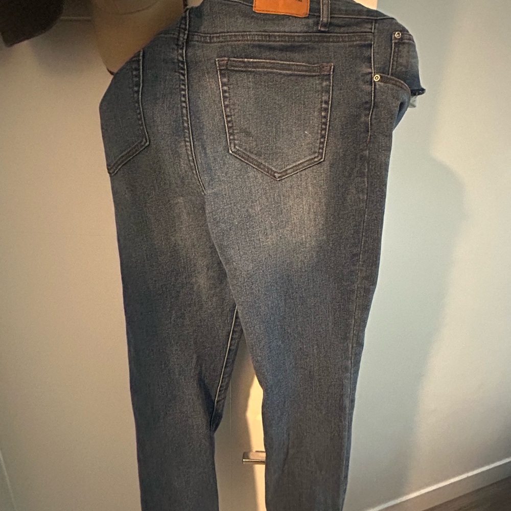 Women's Straight Leg Denim Jeans